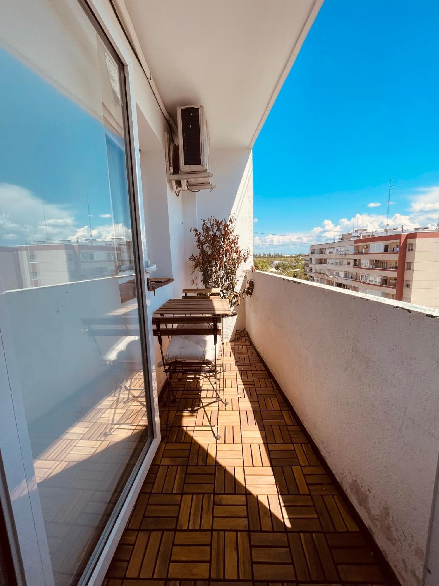 Piso Acogedor Y Tranquilo - Junto A Ifema Y Aerop. Apartment Madrid Luaran gambar