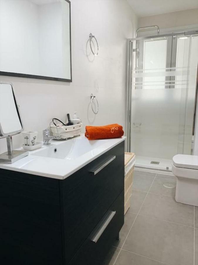 Piso Acogedor Y Tranquilo - Junto A Ifema Y Aerop. Apartment Madrid Luaran gambar